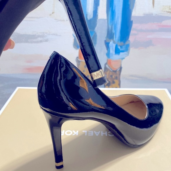 Michael Kors Heels 🔥❤️ Like New - Picture 5 of 5